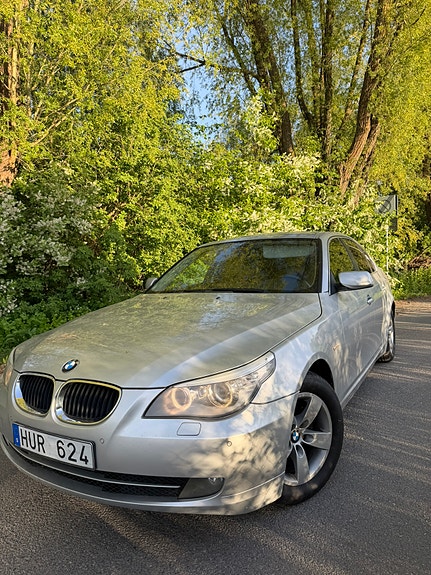 BMW 520i 6 of 16