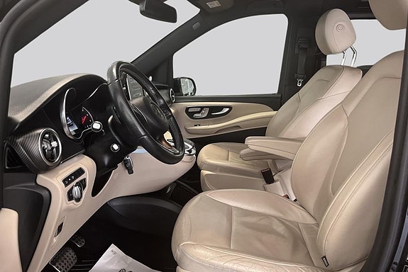 Mercedes-Benz V250 d 8 of 14