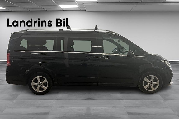Mercedes-Benz V250 d 4 of 5