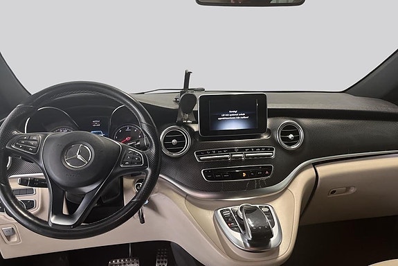 Mercedes-Benz V250 d 7 of 14
