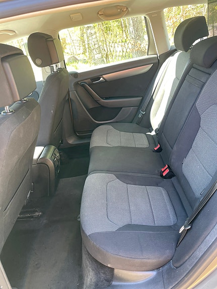 Volkswagen Passat 5 of 11