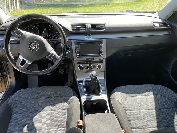 Volkswagen Passat 3 of 5