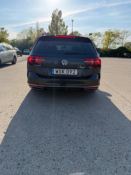 Volkswagen Passat 3 of 5