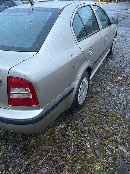 Skoda Octavia 3 of 5