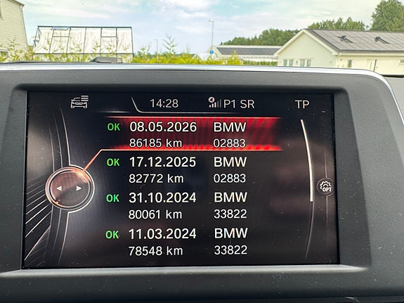 BMW 218i 14 of 14