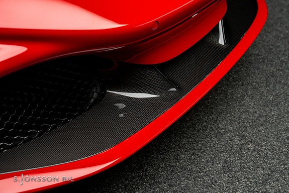 Ferrari F8 Tributo 29 of 30