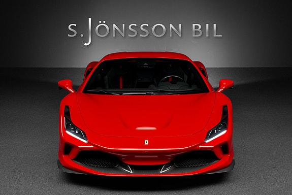 Ferrari F8 Tributo 5 of 5