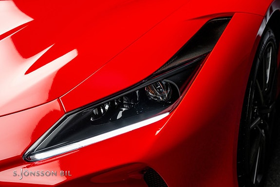 Ferrari F8 Tributo 26 of 30