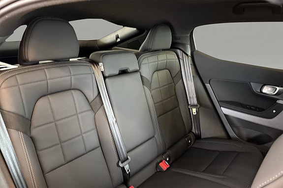 Polestar 2 14 of 30