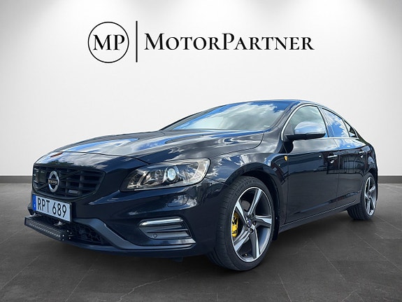 Volvo S60 3 of 5