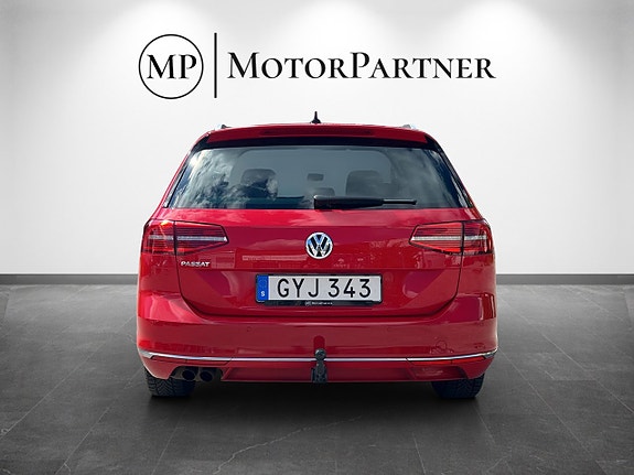 Volkswagen Passat 6 of 18