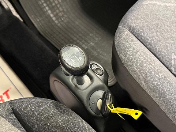 Smart Fortwo 24 of 27