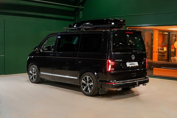 Volkswagen Multivan 3 of 5