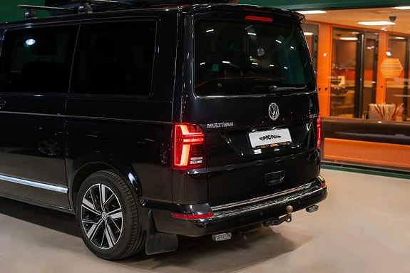 Volkswagen Multivan 4 of 5