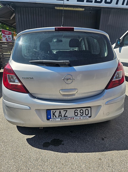 Opel Corsa 4 of 4