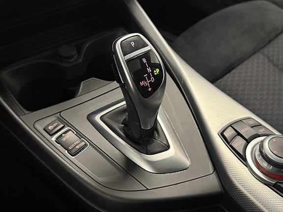 BMW 120d 24 of 27