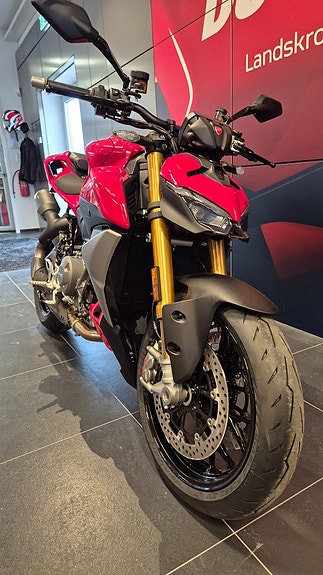 Ducati Streetfighter V2 S DQS Euro 5 Kampanj  10000 kronor! 3 of 12