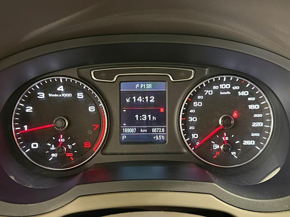 Audi Q3 19 of 27