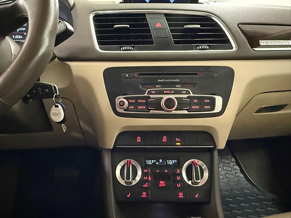 Audi Q3 10 of 27