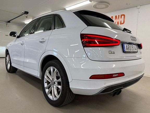 Audi Q3 6 of 27
