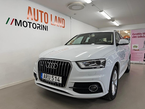 Audi Q3 2 of 5