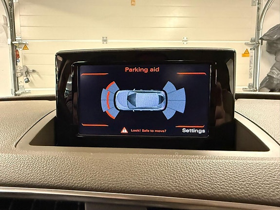 Audi Q3 24 of 27