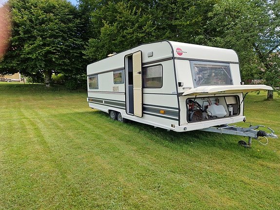 Bürstner Lux 640 SK 2 of 4