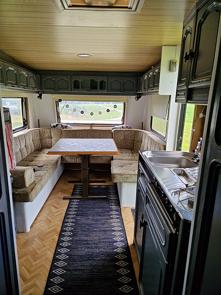 Bürstner Lux 640 SK 4 of 4