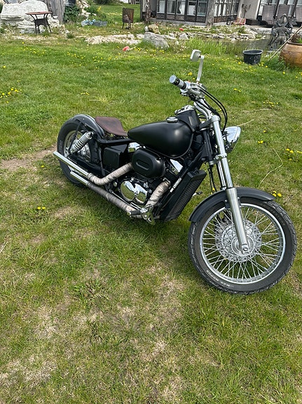 Honda VT750C Shadow 3 of 5