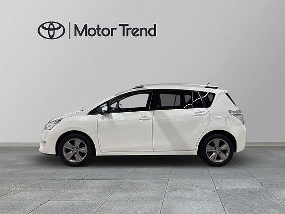 Toyota Verso 3 of 5