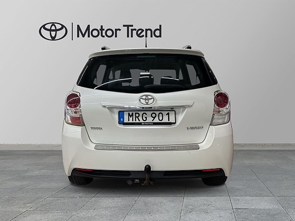 Toyota Verso 4 of 5