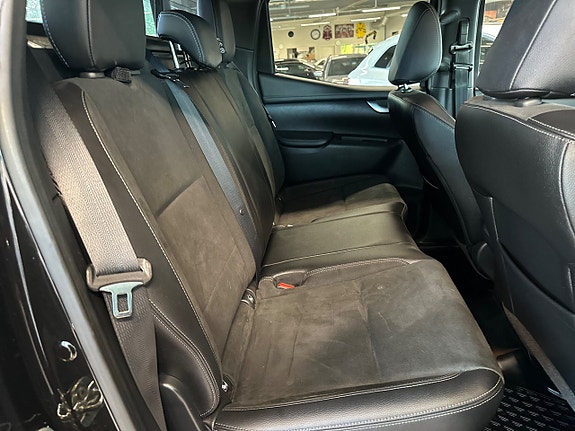 Mercedes-Benz X350 d 10 of 30