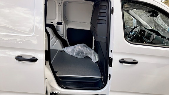 Volkswagen Caddy 16 of 17