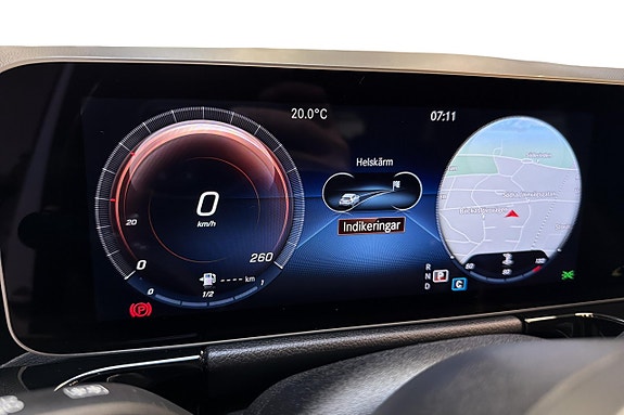 Mercedes-Benz GLA200 d 11 of 20