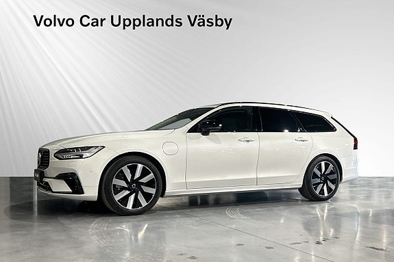Volvo V90 3 of 5