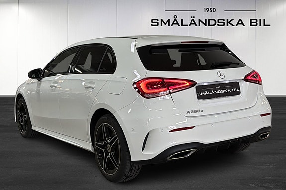 Mercedes-Benz A250 e 3 of 5
