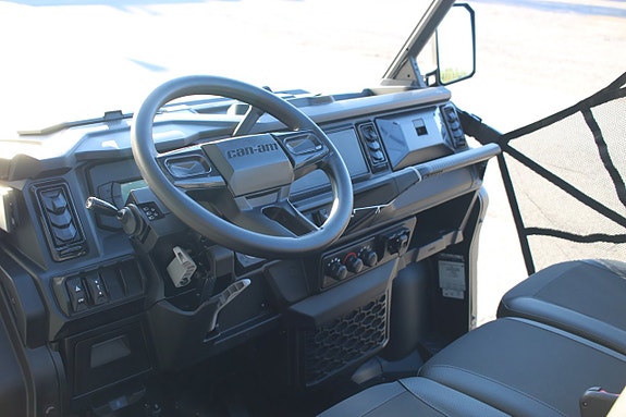 Can-Am Traxter HD11 XU ABS T1B 2026 *KÖP NU 10 of 13