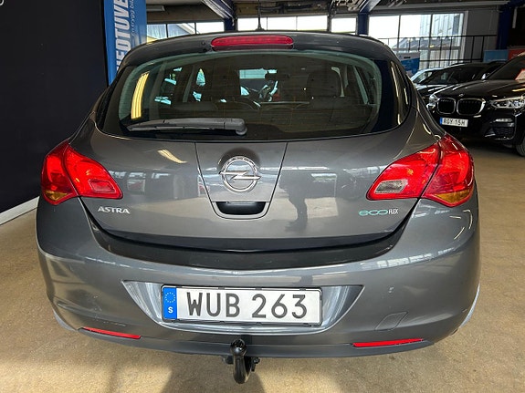 Opel Astra 5 of 5