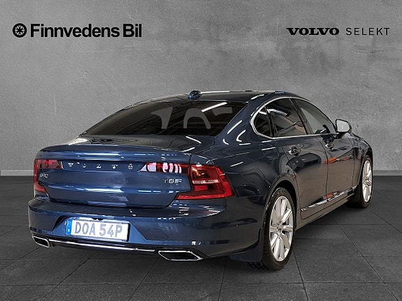 Volvo S90 4 of 5
