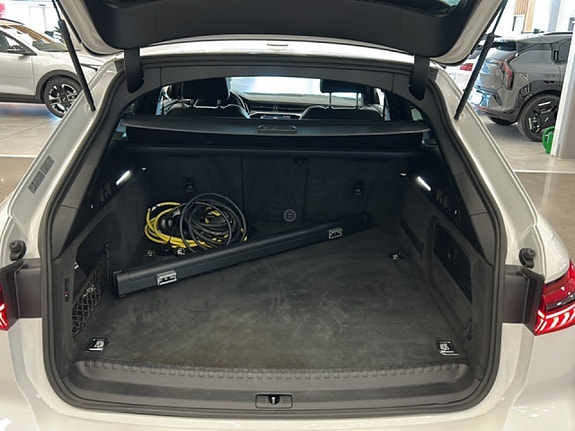 Audi A6 9 of 21