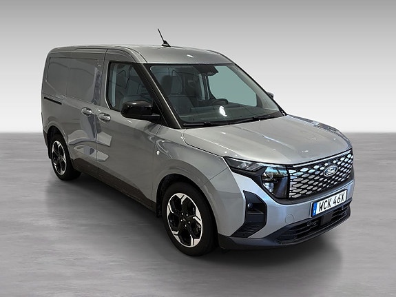 Ford E-Transit 3 of 5