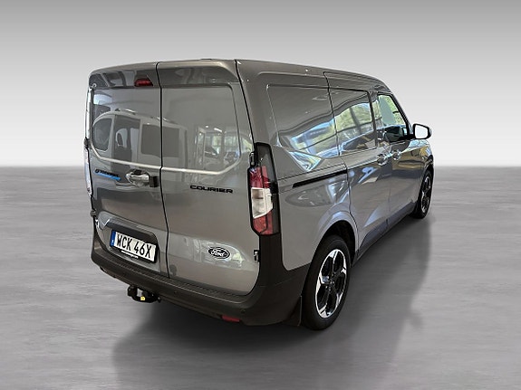 Ford E-Transit 5 of 5