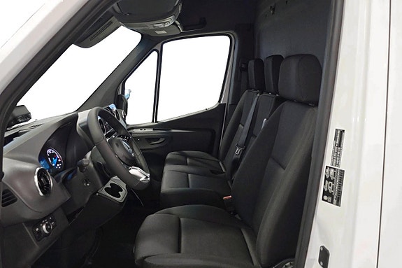 Mercedes-Benz Sprinter 208 8 of 10