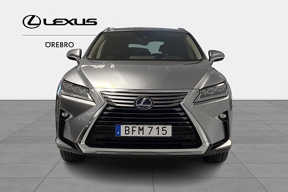 Lexus RX450h 2 of 11