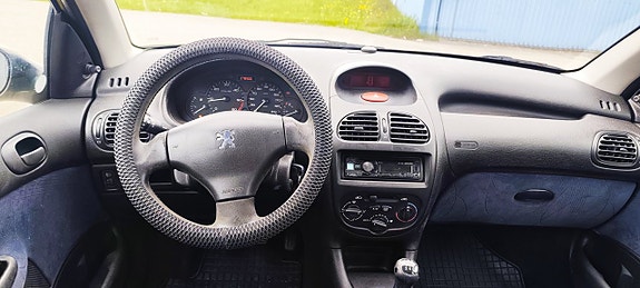 Peugeot 206 5 of 5