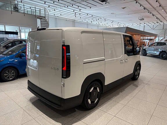 Kia PV5 3 of 13