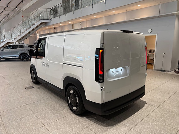 Kia PV5 2 of 13