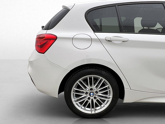 BMW 118d 30 of 30