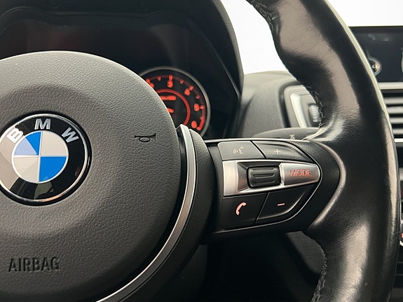 BMW 118d 17 of 30