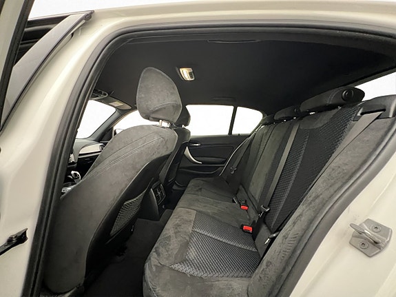 BMW 118d 26 of 30